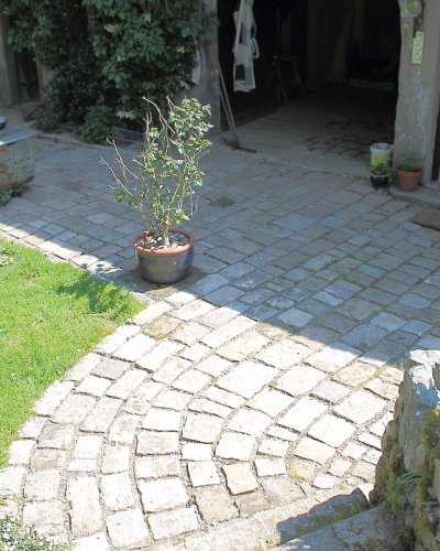 Pflaster Vorplatz